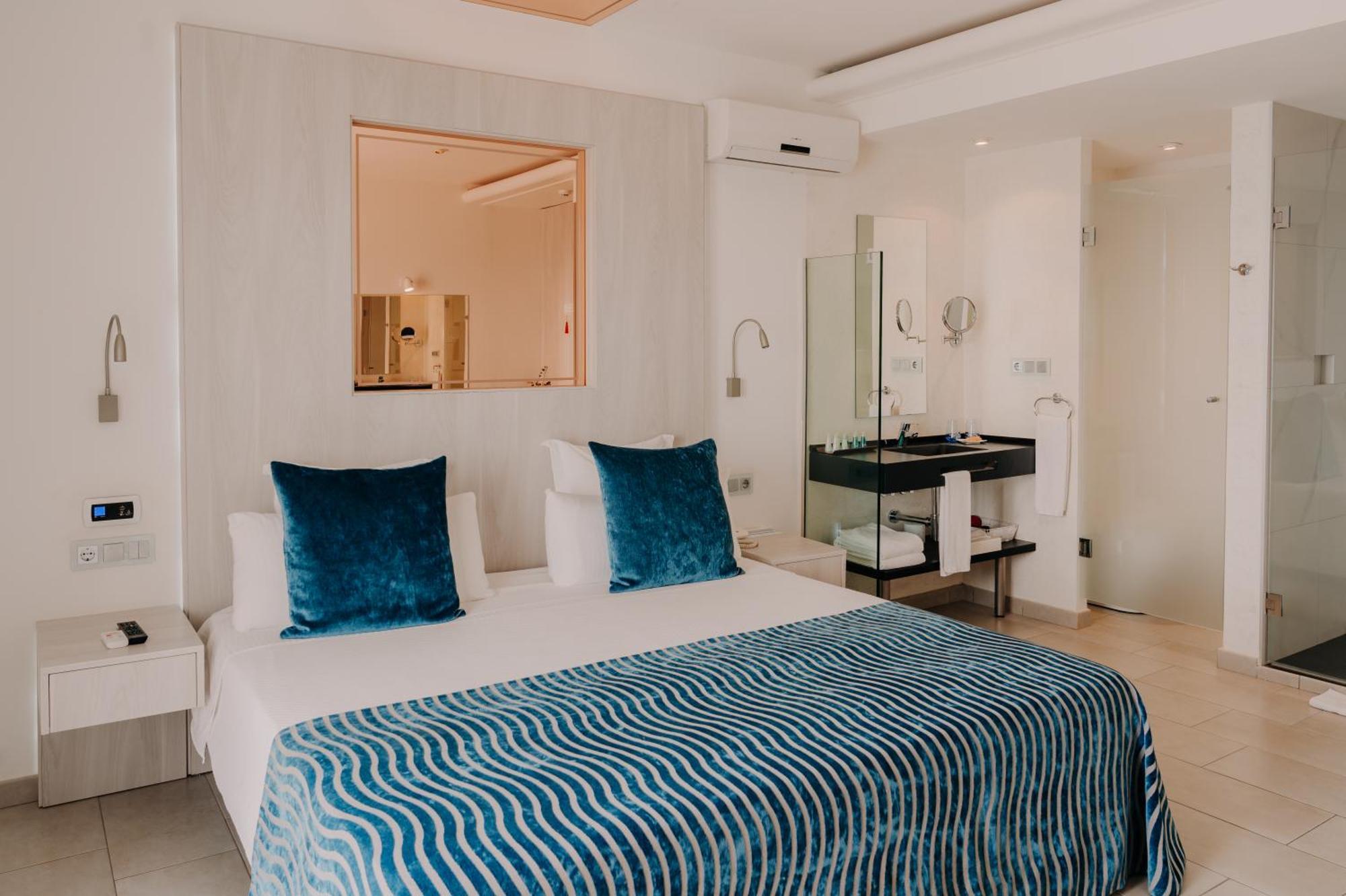 Hotel Vistabella Roses Zewnętrze zdjęcie